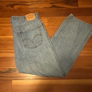 Vintage Levi’s 505 Regular fit 40x30 Light blue wash